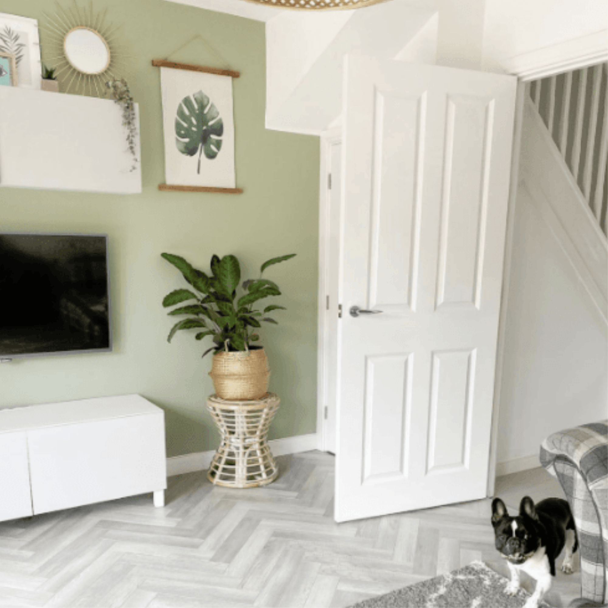 St James Park Laminate Herringbone Parquet Flooring – 12mm Thick – AC4 Rated