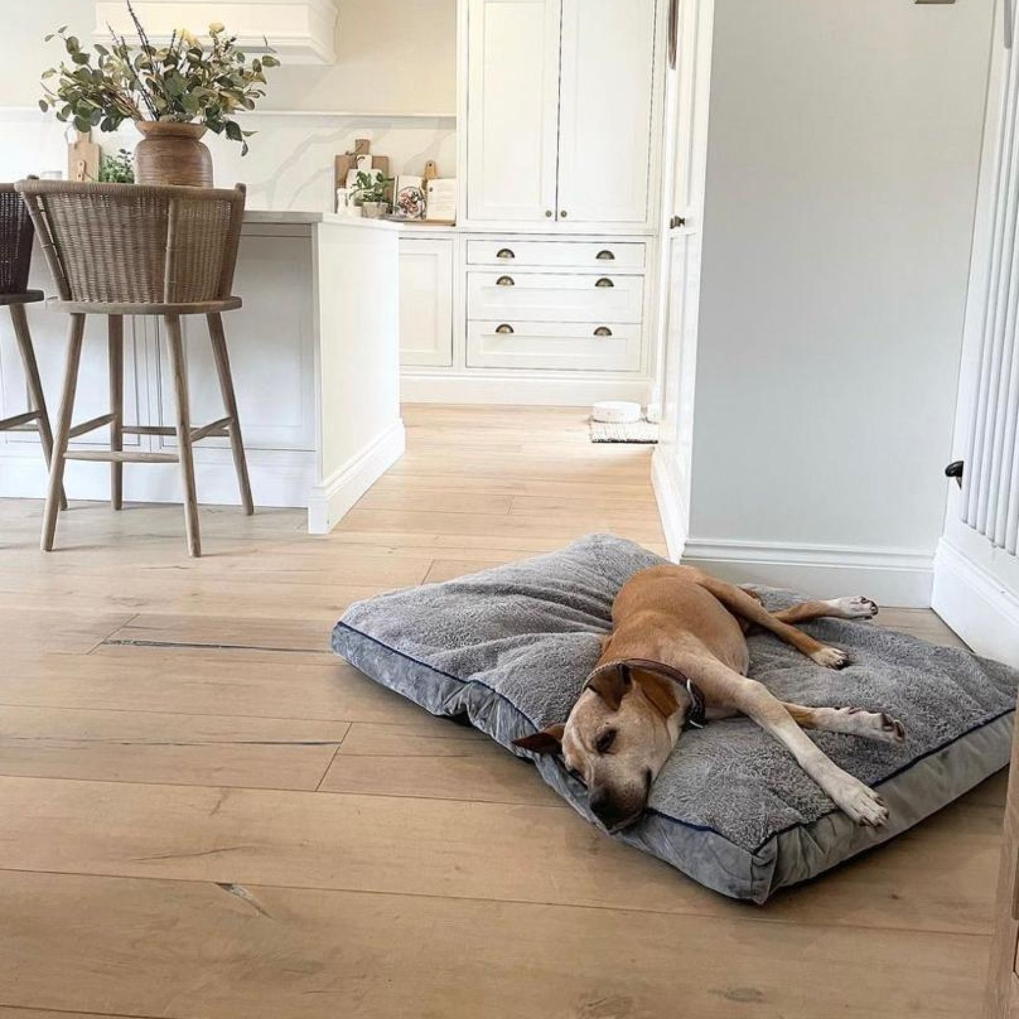 Wide Lucerne Oak Engineered Wood Flooring – Brushed & White Oiled – 240mm Wide