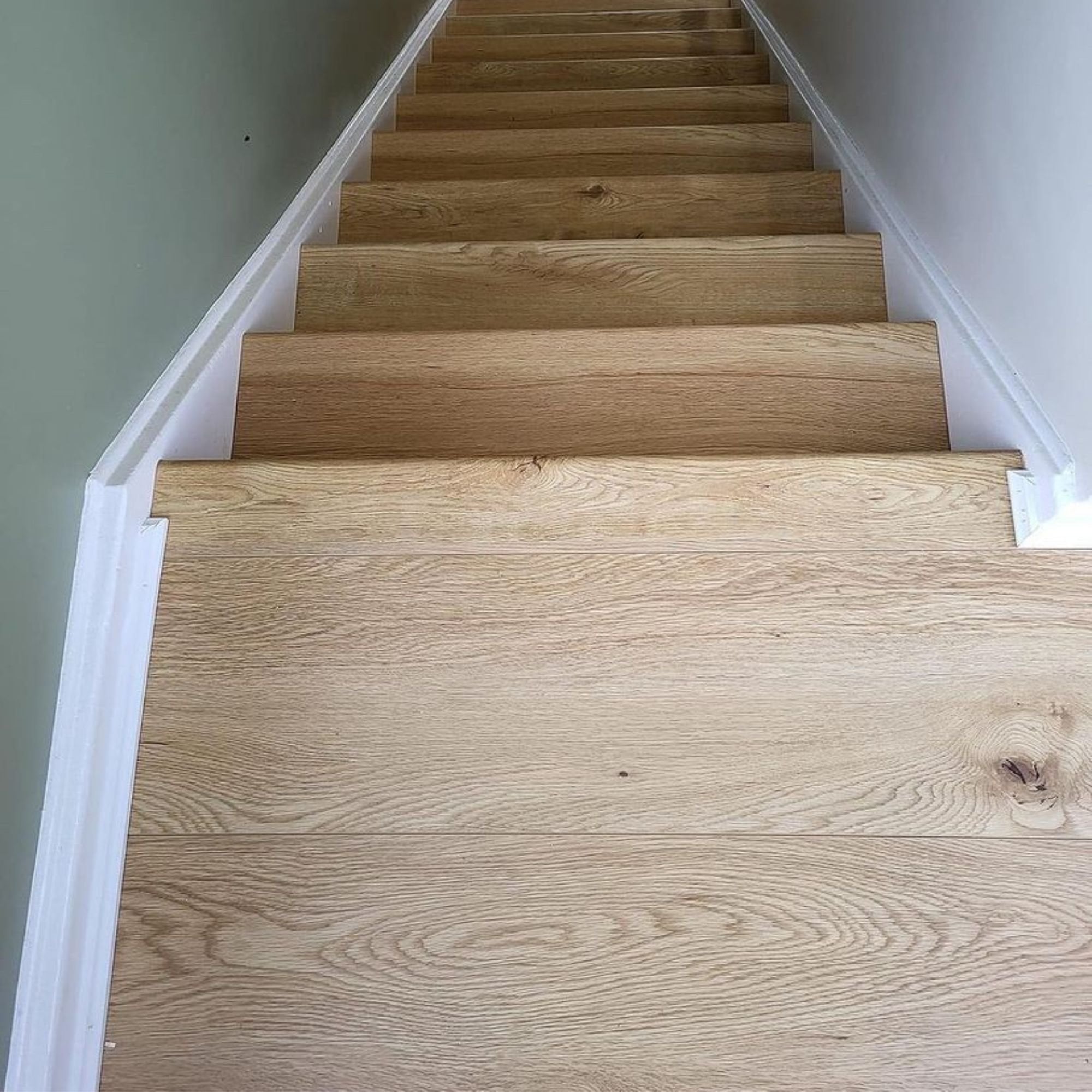 Finsbury Laminate Flooring – 125mm Wide – 15mm Thick