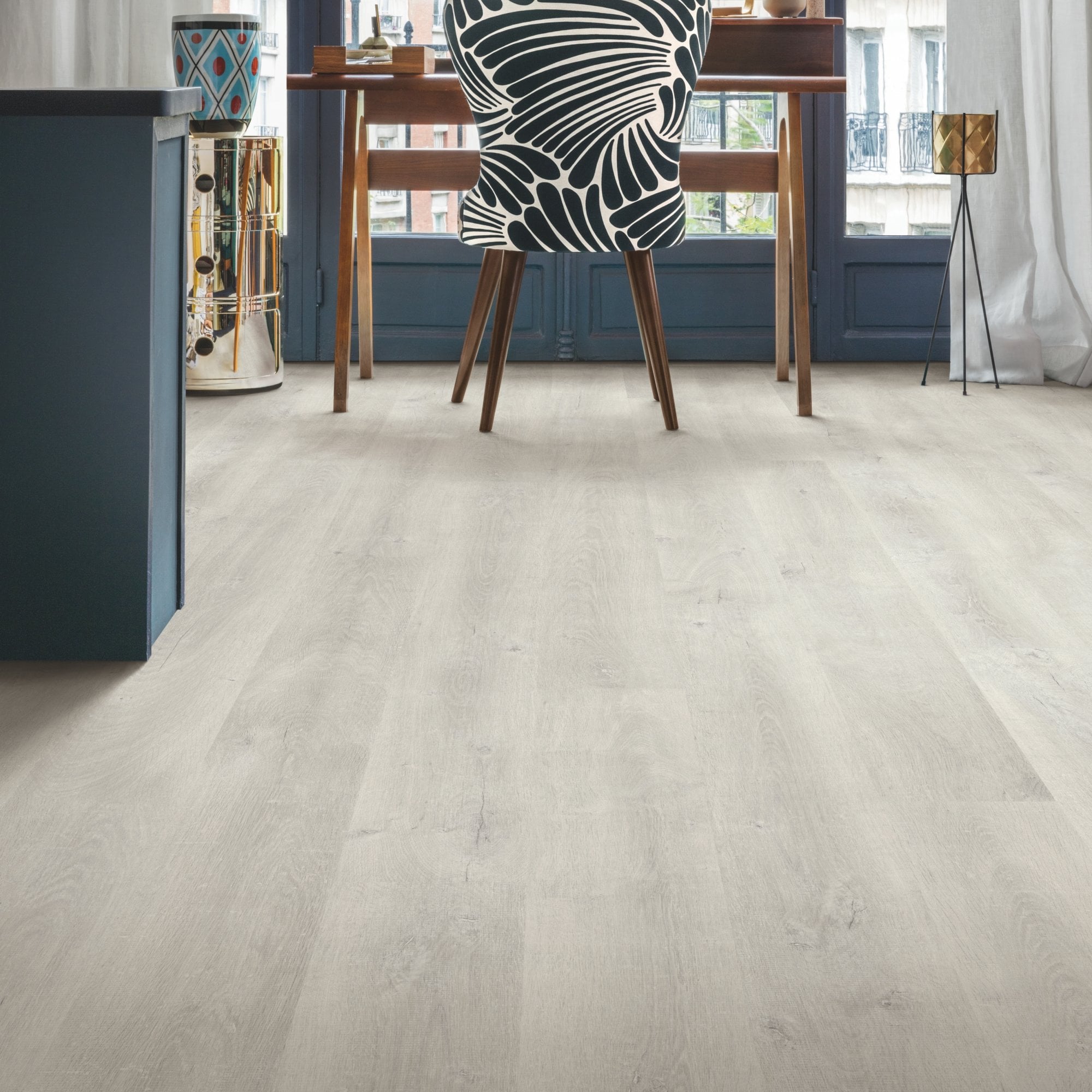 Venice Oak Light Laminate Flooring – EL3990 – 156mm Wide – 8mm Thick