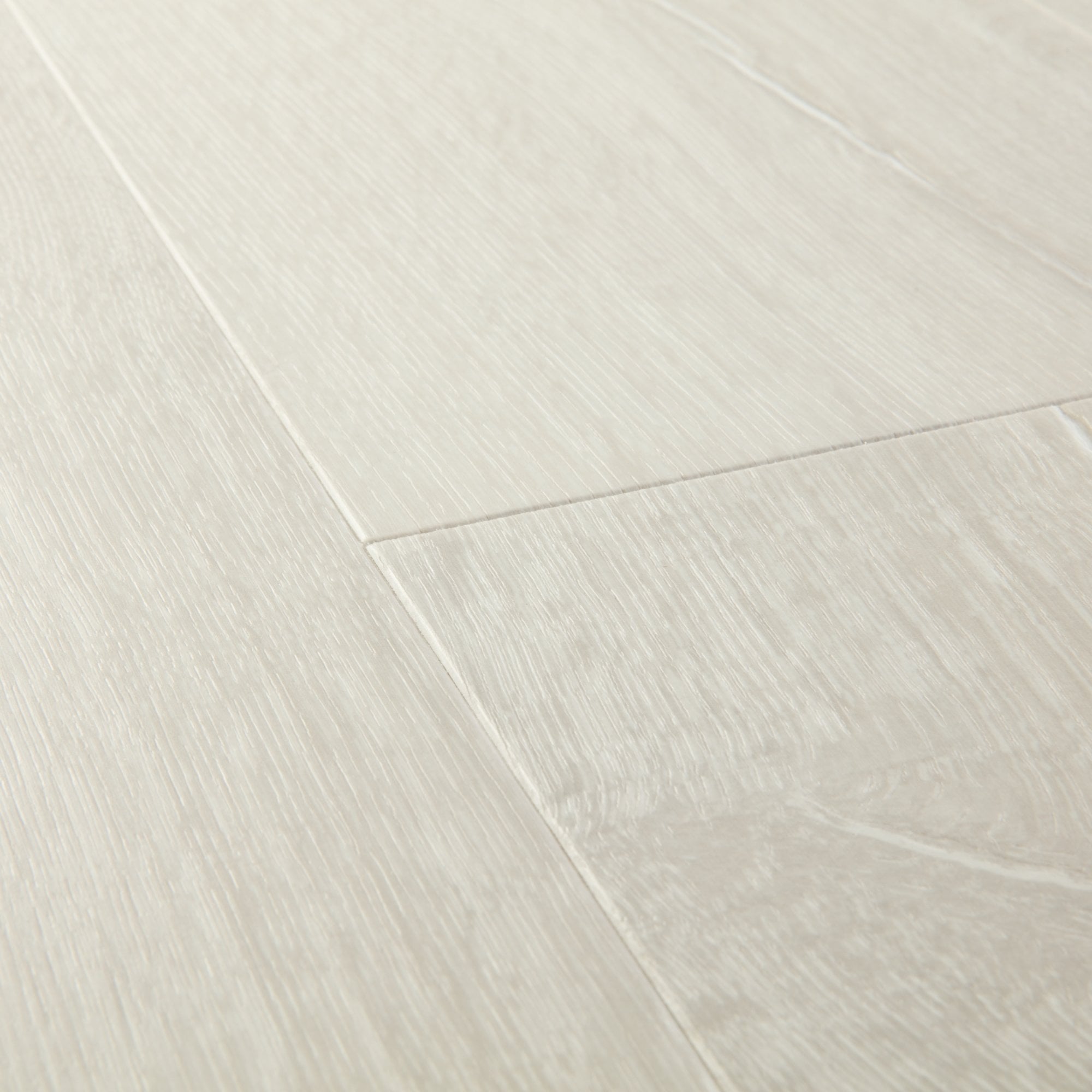 Patina Classic Oak Light Laminate Flooring – IMU3559 – 190mm Wide – 12mm Thick