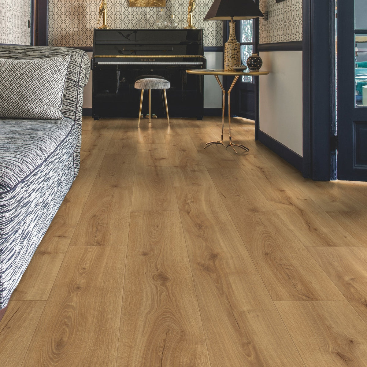 Desert Oak Warm Natural Laminate Flooring – MJ3551 – 240mm Wide – 9.5mm Thick