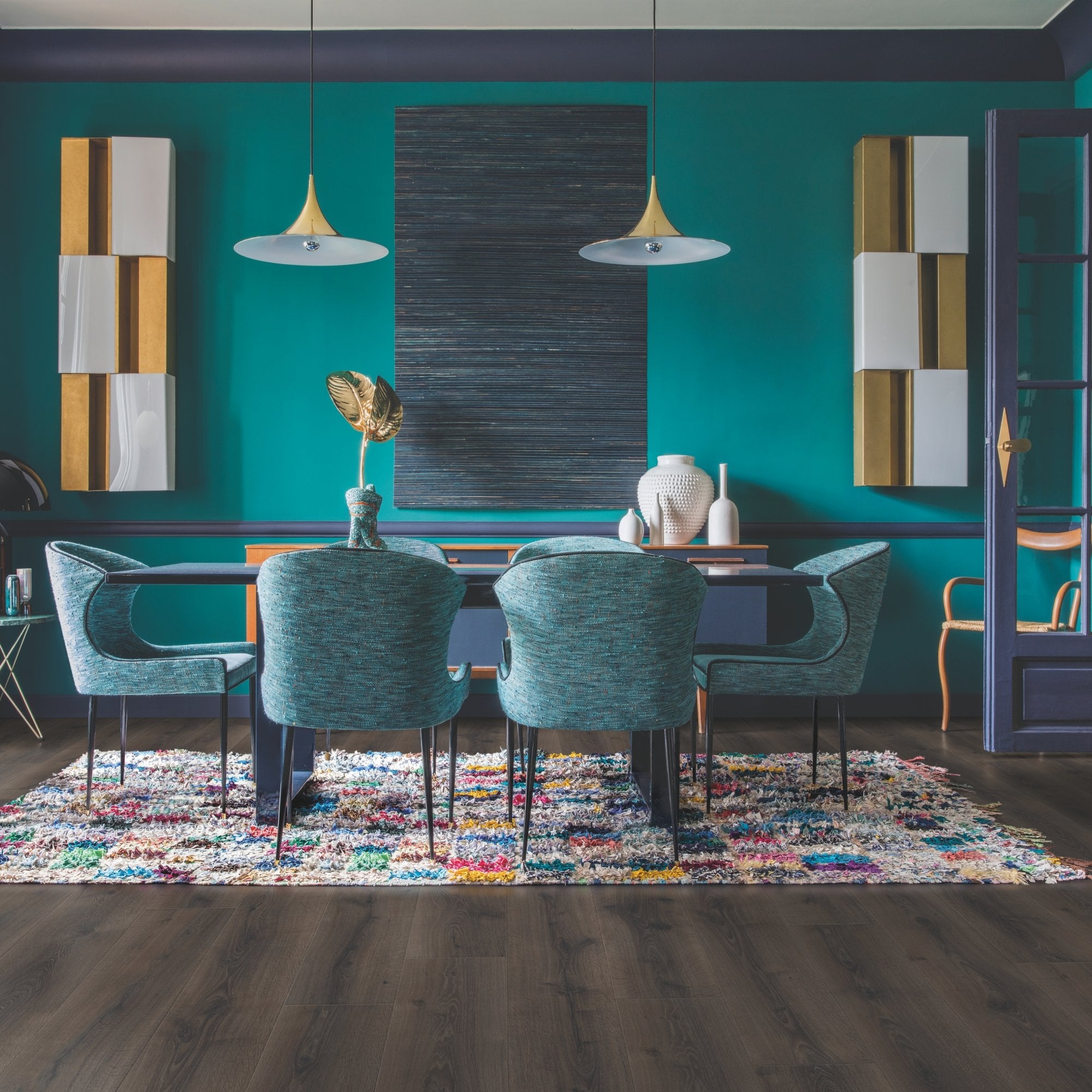 Desert Oak Brushed Dark Brown Laminate Flooring – MJ3553 – 240mm Wide – 9.5mm Thick
