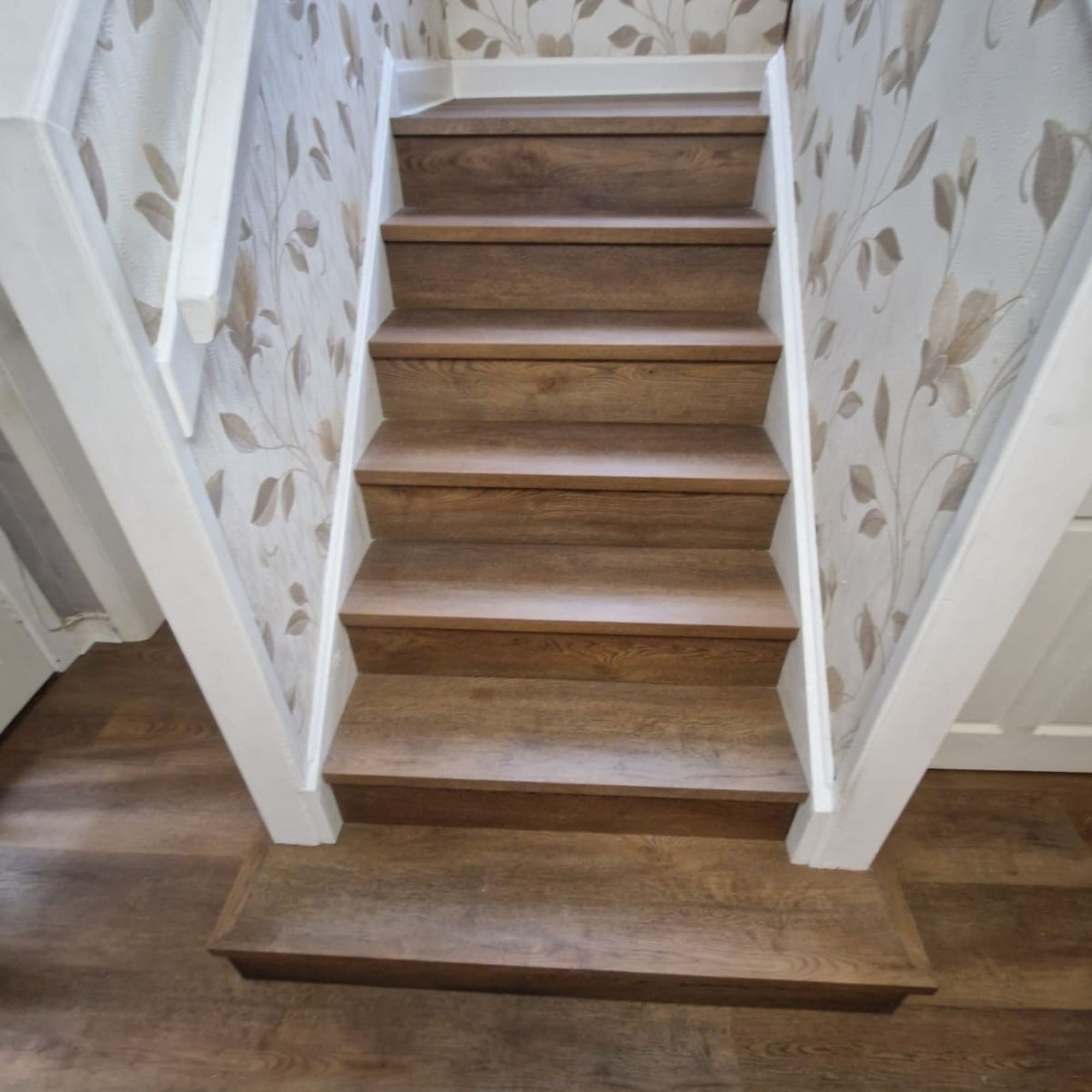 Hamilton Smoked Oak SPC Vinyl Stair Tread Set – 13 Steps