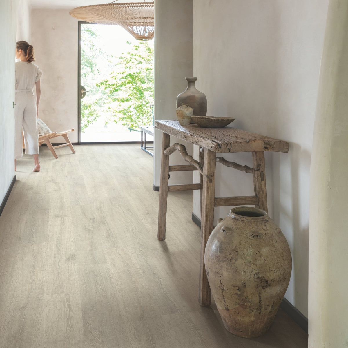 Reclaimed White Patina Oak Laminate Flooring – CL1653 – 190mm Wide – 8mm Thick