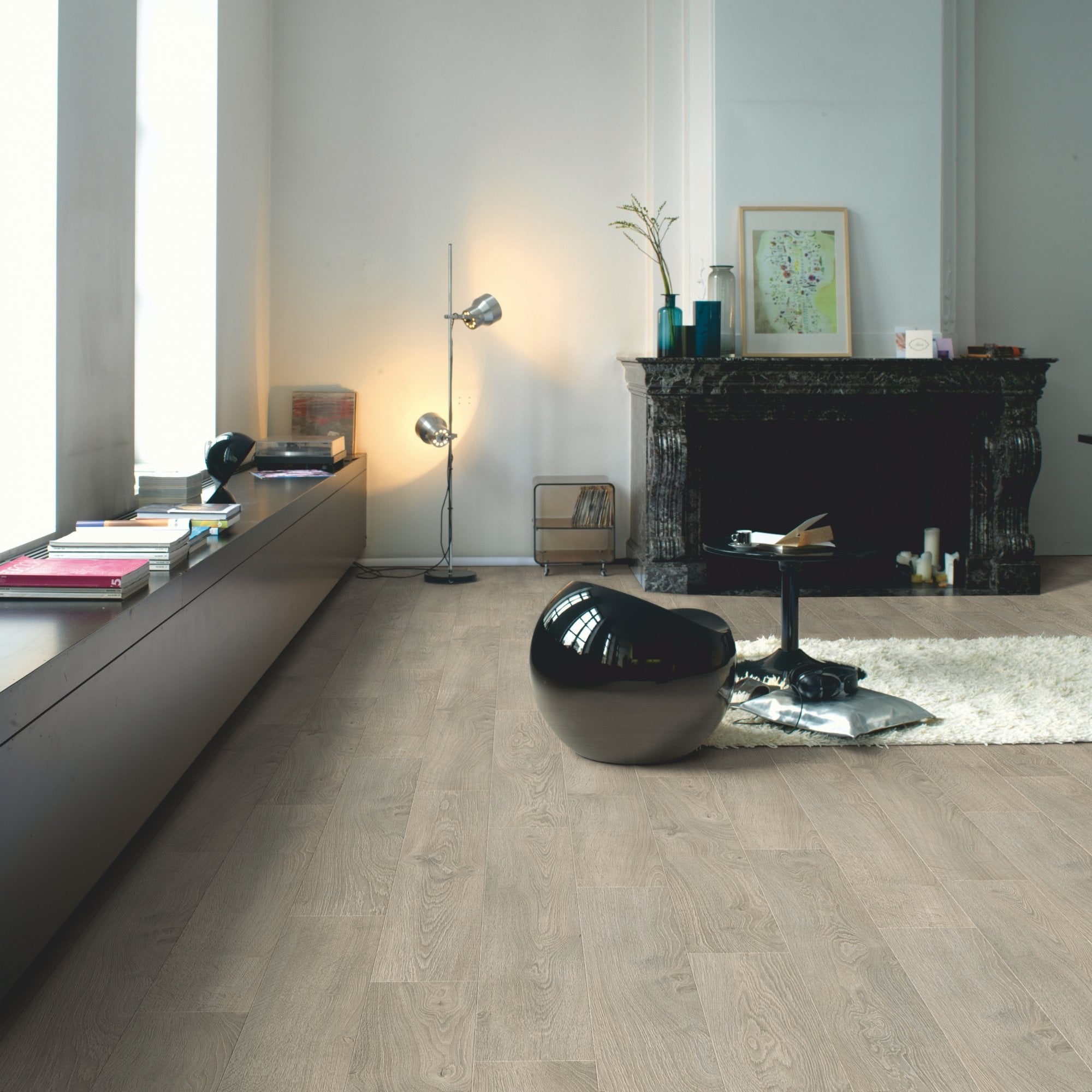 Old Oak Light Grey Laminate Flooring – CLM1405 – 190mm Wide – 8mm Thick