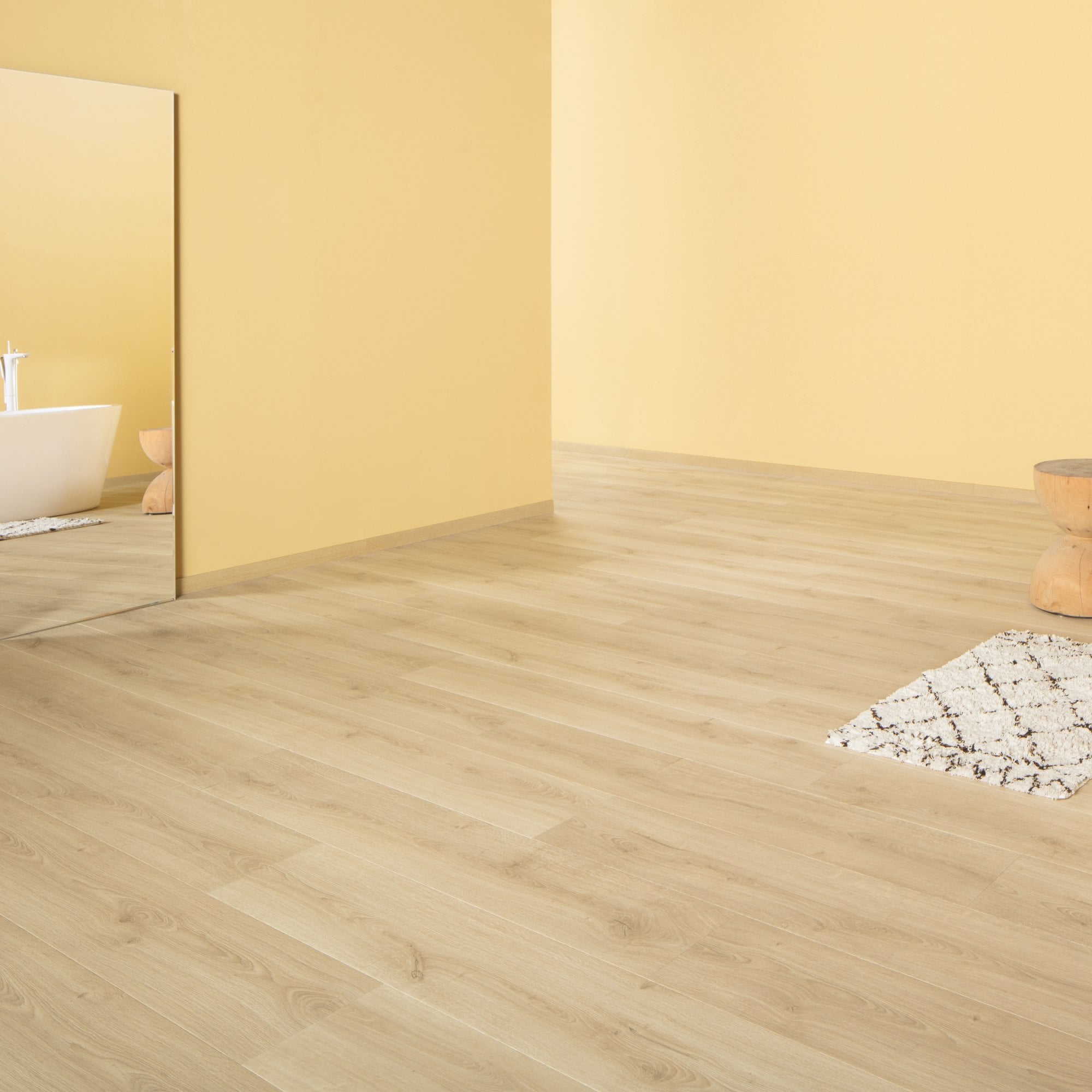 Brushed Oak Natural Laminate Flooring – SIG4763 – 212mm Wide – 9mm Thick