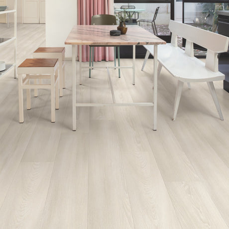 White Premium Oak Laminate Flooring – SIG4757 – 212mm Wide – 9mm Thick