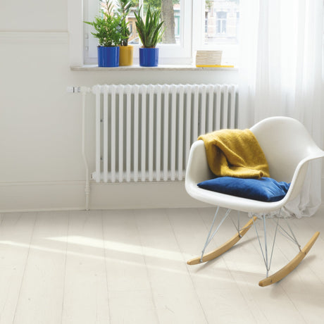 Painted Oak White Laminate Flooring – SIG4753 – 212mm Wide – 9mm Thick