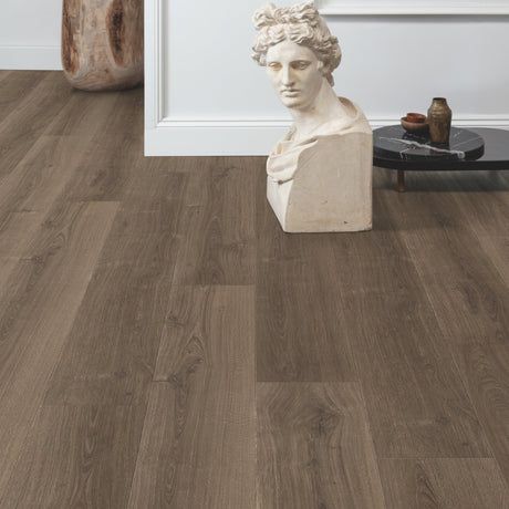 Brushed Oak Brown Laminate Flooring – SIG4766 – 212mm Wide – 9mm Thick