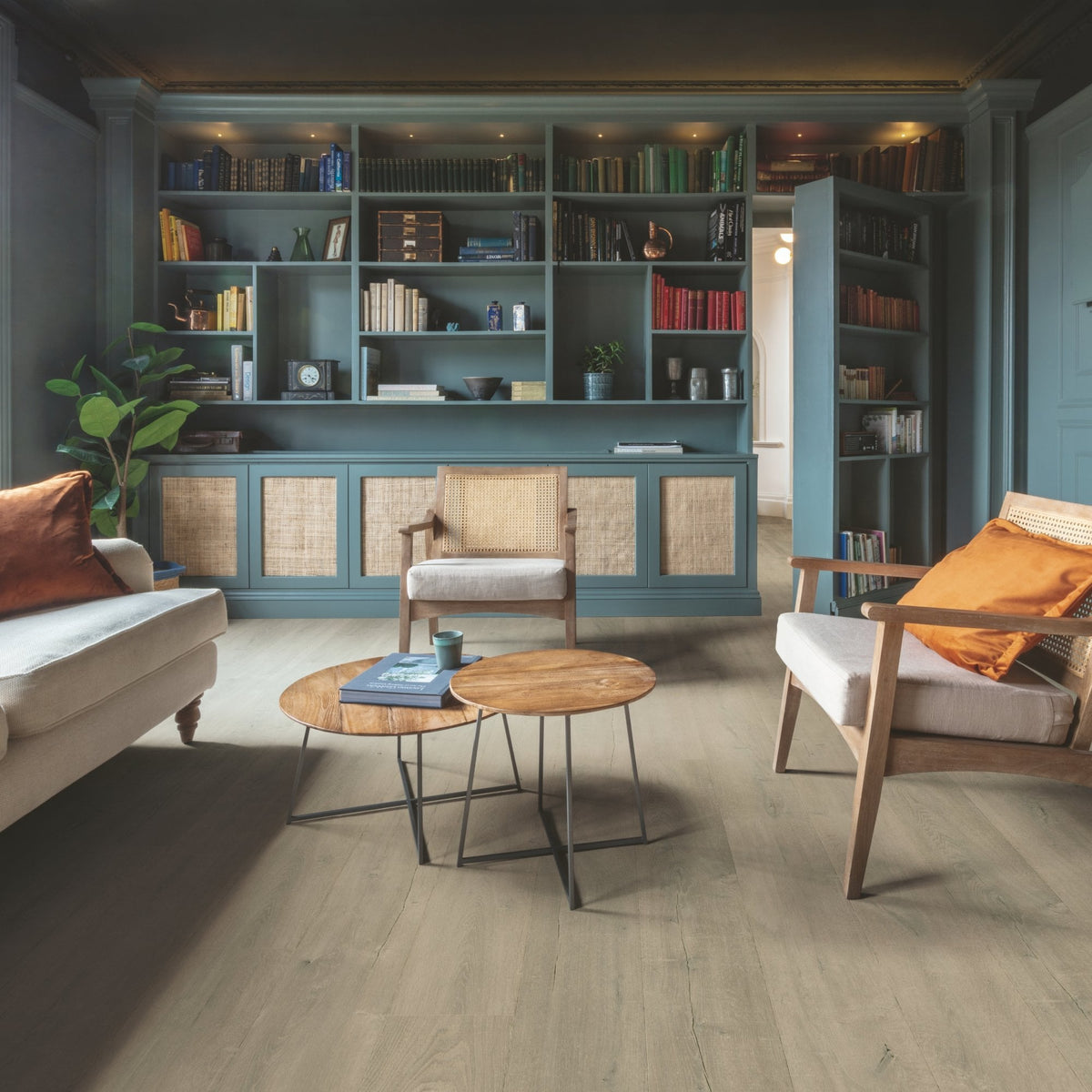 Patina Oak Brown Laminate Flooring – SIG4751 – 212mm Wide – 9mm Thick