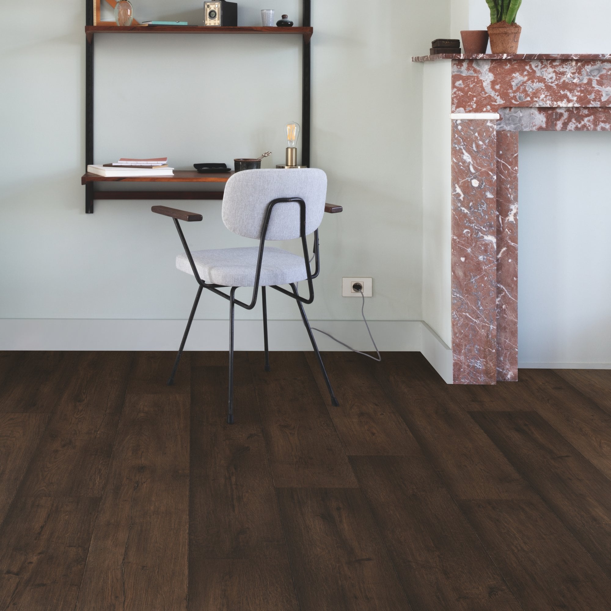Waxed Oak Brown Laminate Flooring – SIG4756 – 212mm Wide – 9mm Thick
