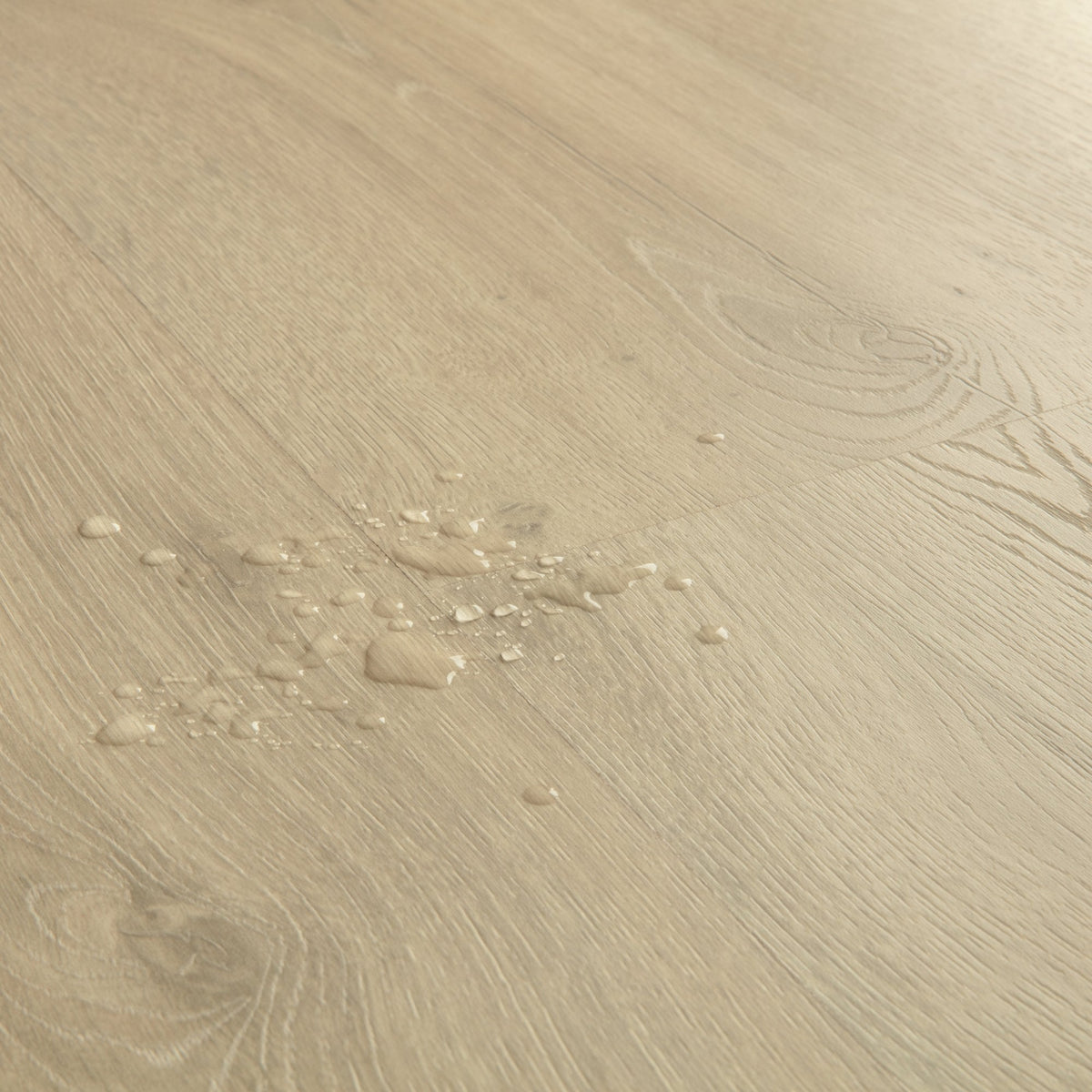 Sandy Greige Oak Laminate Flooring – CLM5791 – 190mm Wide – 8mm Thick