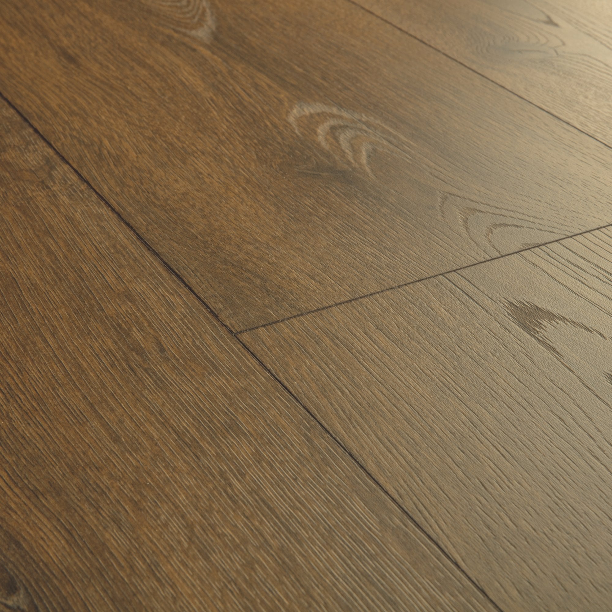 Raw Oak Laminate Flooring – CLM5793 – 190mm Wide – 8mm Thick