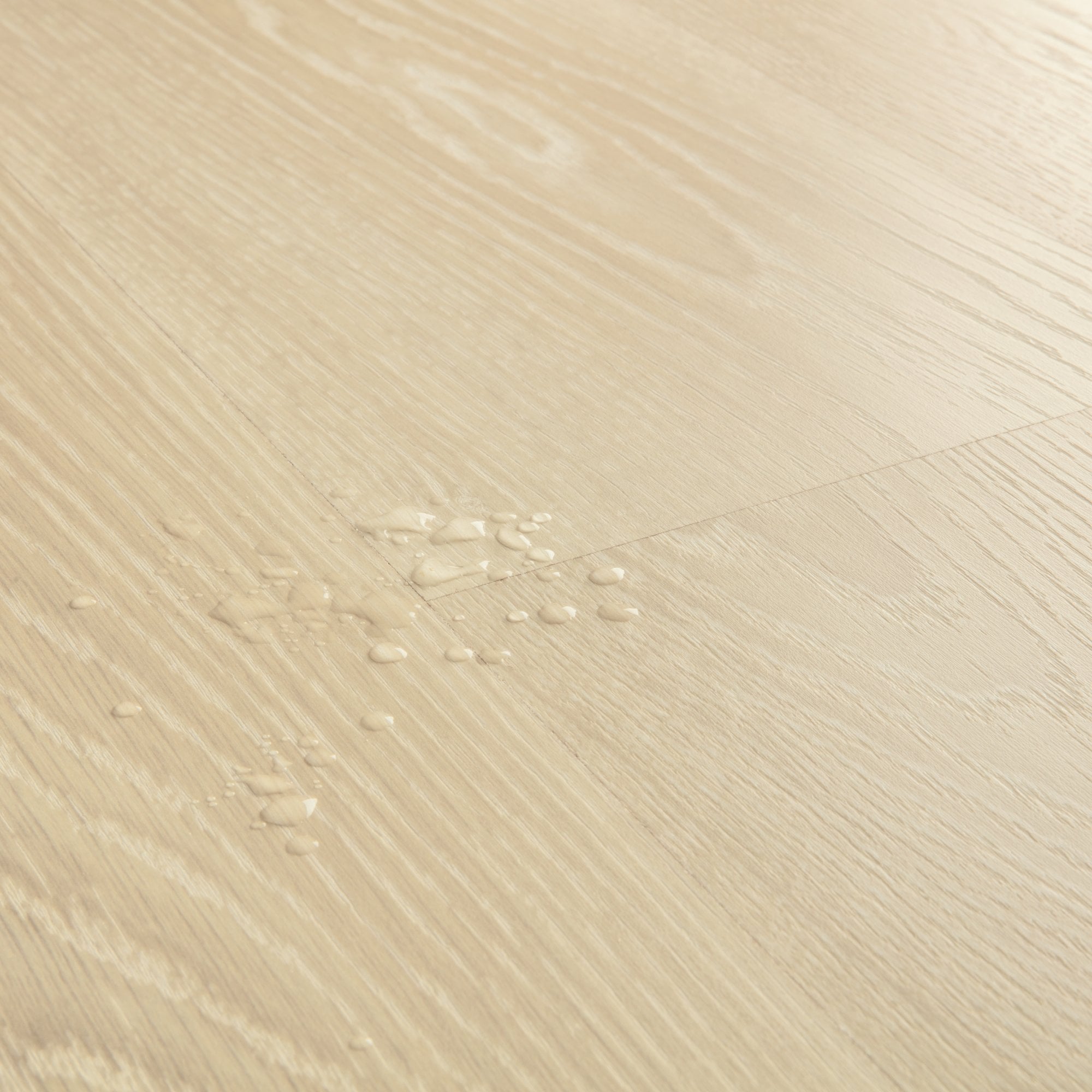 Frosty Beige Oak Laminate Flooring – CLM5799 – 190mm Wide – 8mm Thick
