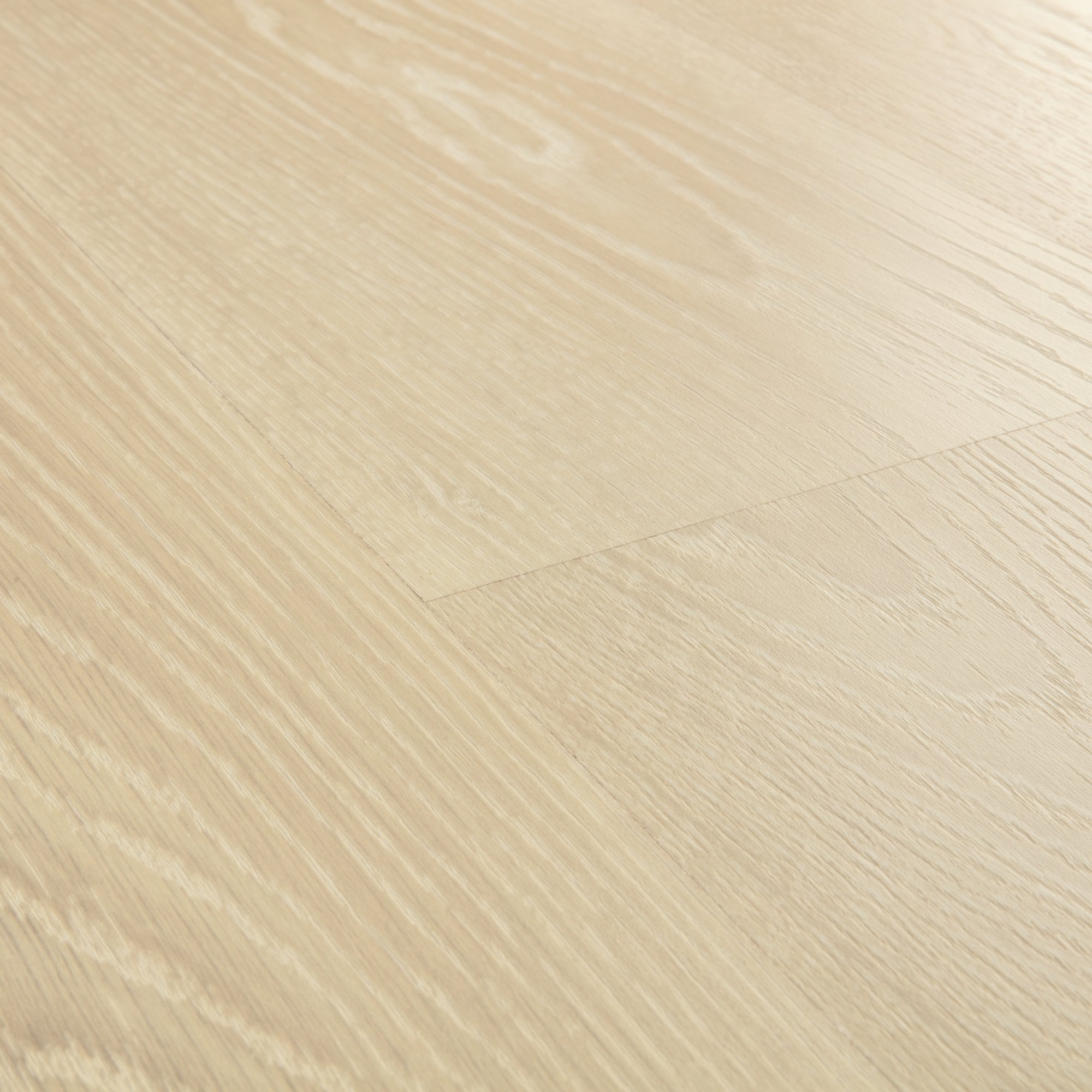 Frosty Beige Oak Laminate Flooring – CLM5799 – 190mm Wide – 8mm Thick