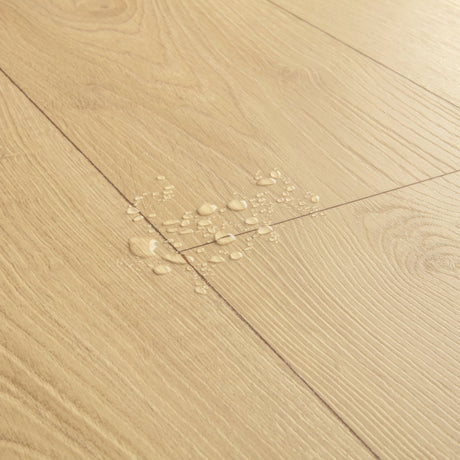 Desert Greige Oak Laminate Flooring – CLM5802 – 190mm Wide – 8mm Thick