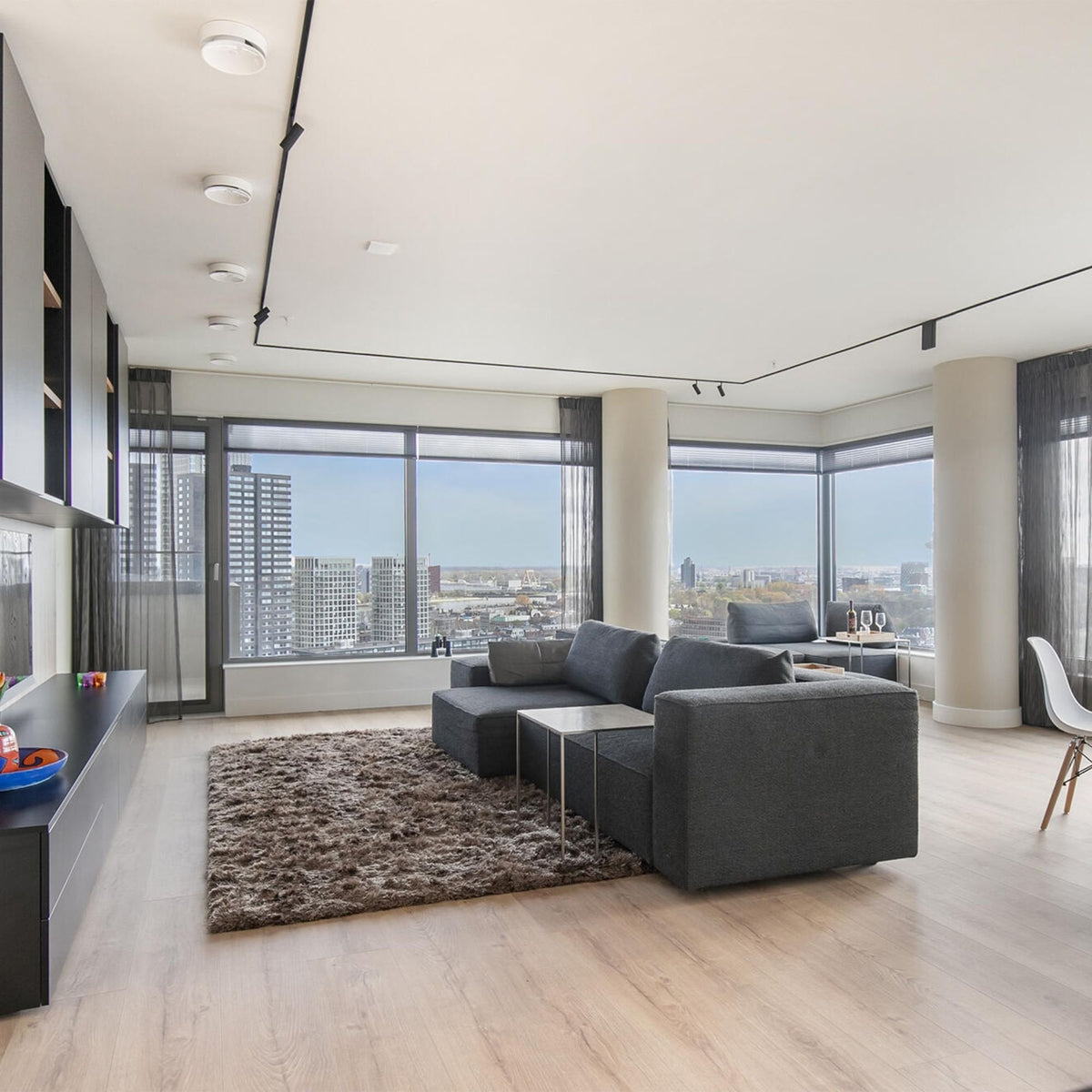 Rodeo Drive Laminate Flooring – 241mm Wide – 12.3mm Thick – AC6 Rated