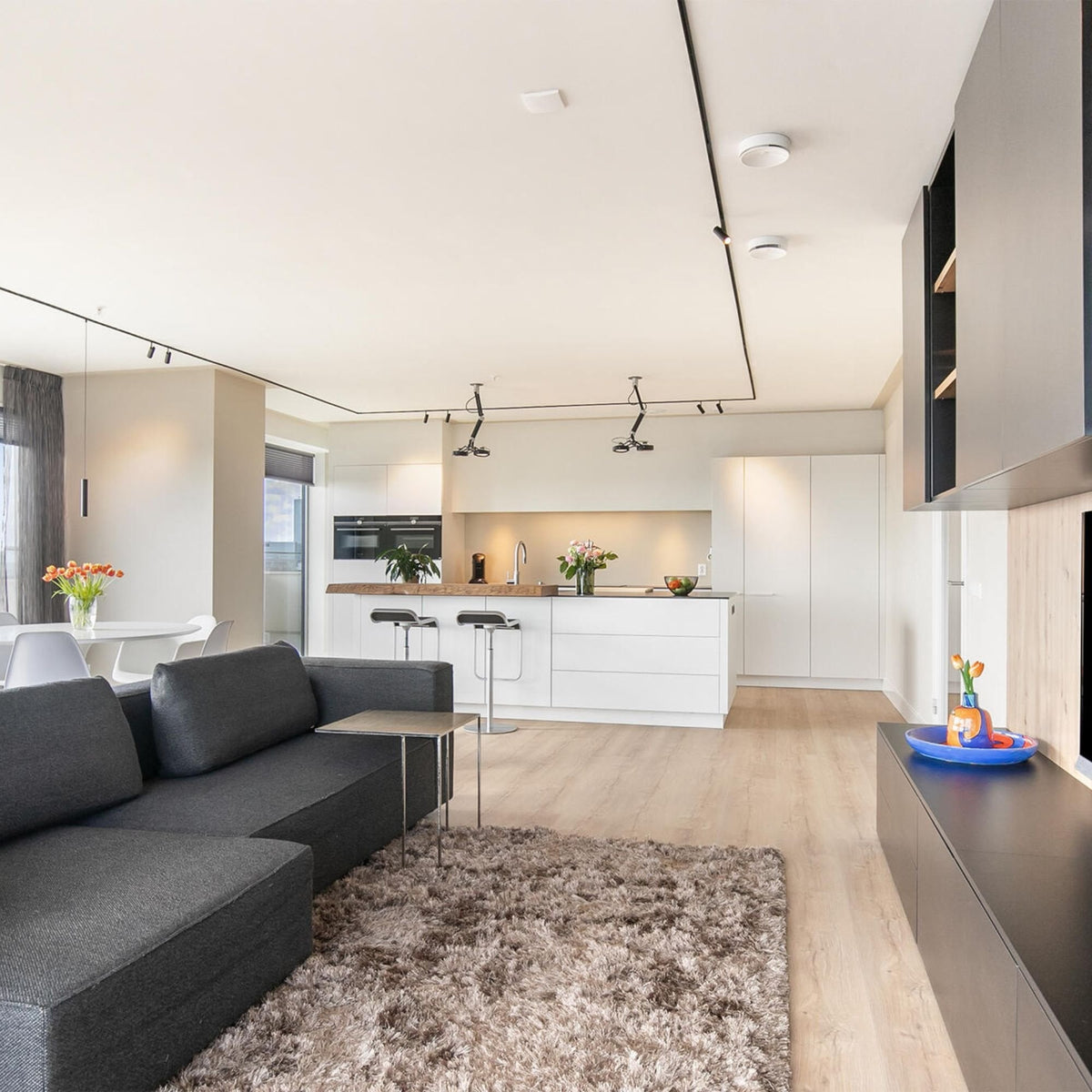 Rodeo Drive Laminate Flooring – 241mm Wide – 12.3mm Thick – AC6 Rated