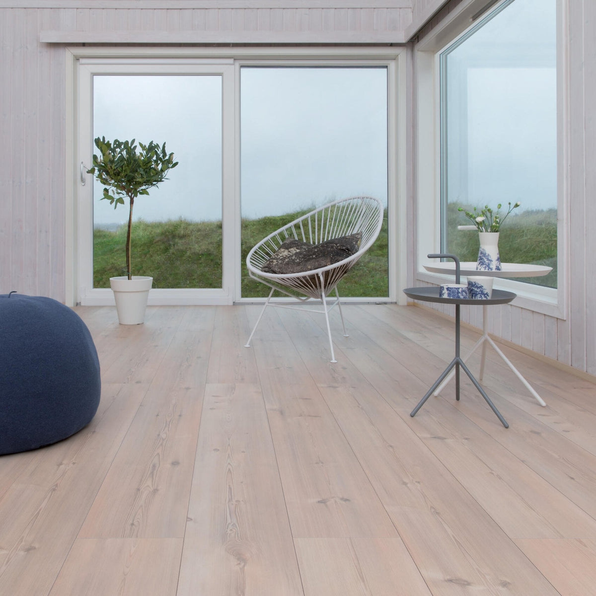 Sunset Boulevard Laminate Flooring – 241mm Wide – 12.3mm Thick – AC6 Rated