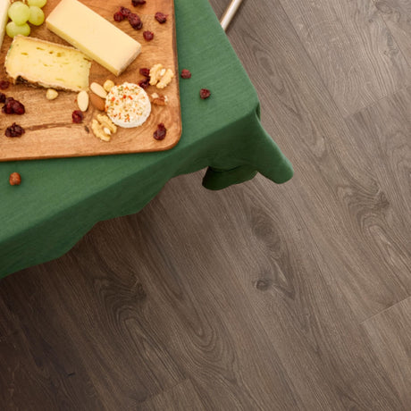 Gyant Dark Brown Laminate Flooring – 190mm Wide – 8mm Thick