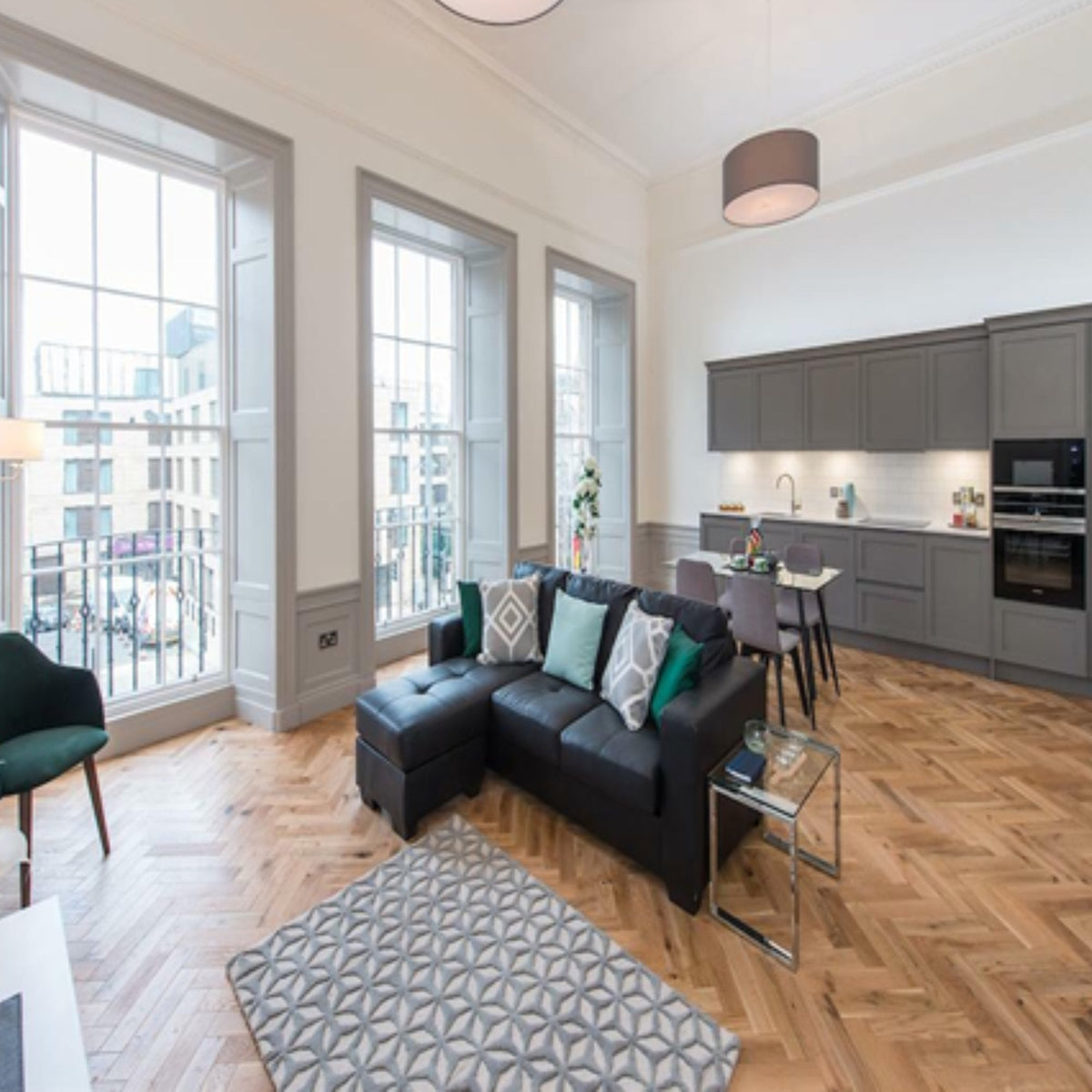 Brushed Oak Herringbone Parquet Engineered Wood Flooring – Brushed & Lacquered – 90mm Wide