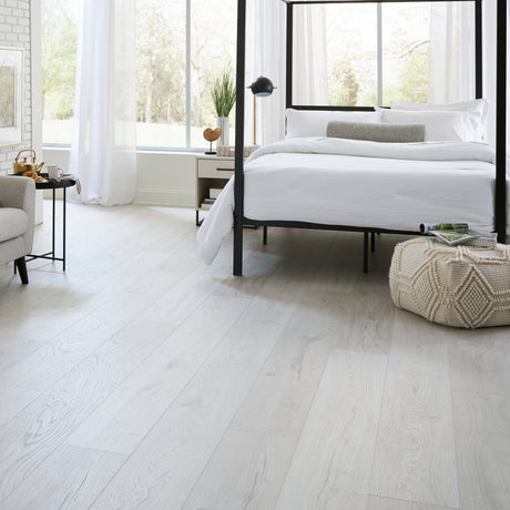 Snow Oak Laminate Flooring – 244mm Wide – 14mm Thick