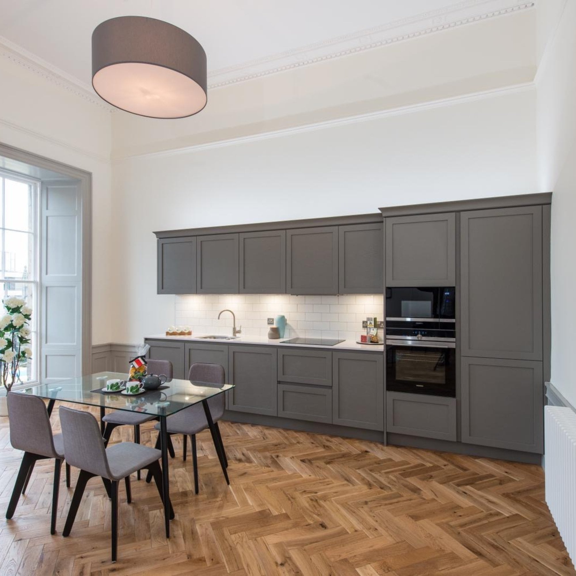 Brushed Oak Herringbone Parquet Engineered Wood Flooring – Brushed & Lacquered – 90mm Wide
