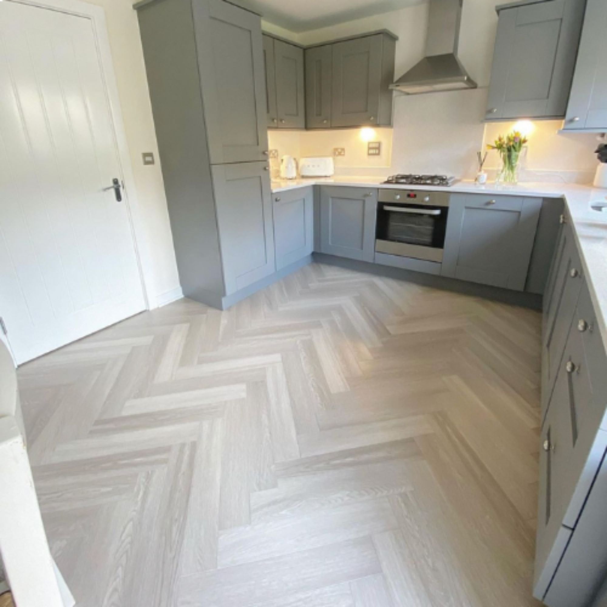 Anna Maria White Oak SPC Waterproof Vinyl Parquet Herringbone Flooring - 6mm Thick