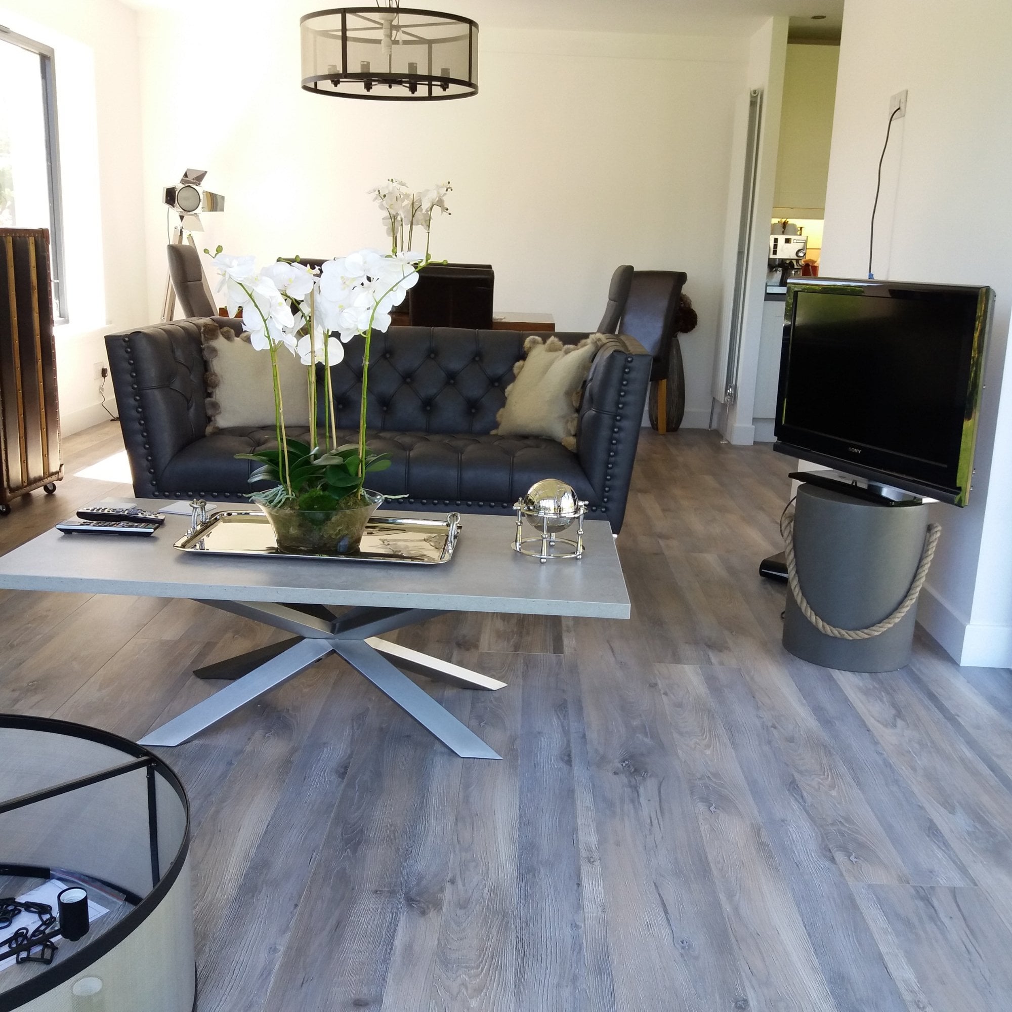 Islington Laminate Flooring – 125mm Wide – 15mm Thick - 3mm Underlay Attached