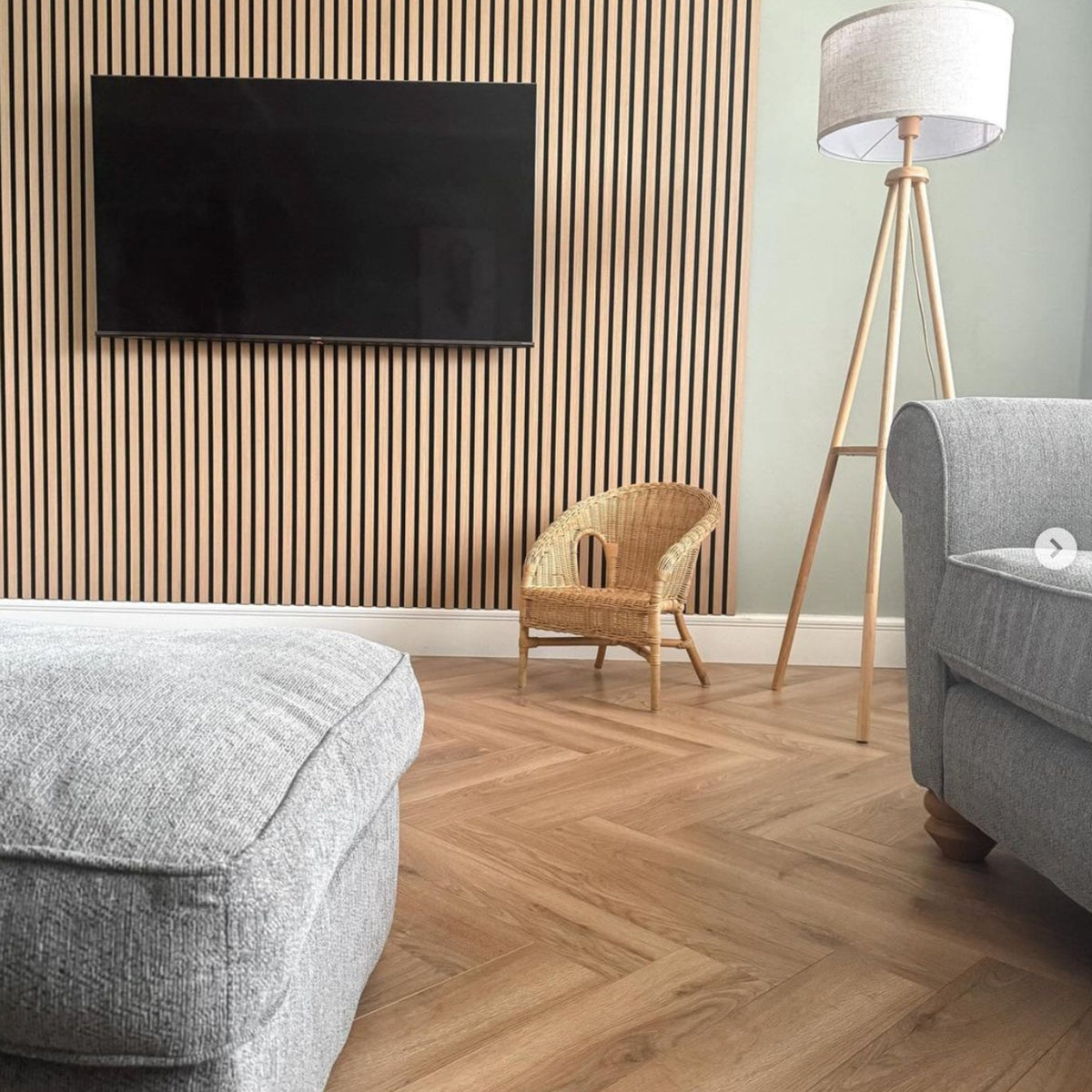 Long Beach Natural Oak SPC Waterproof Vinyl Parquet Herringbone Flooring – 6mm Thick