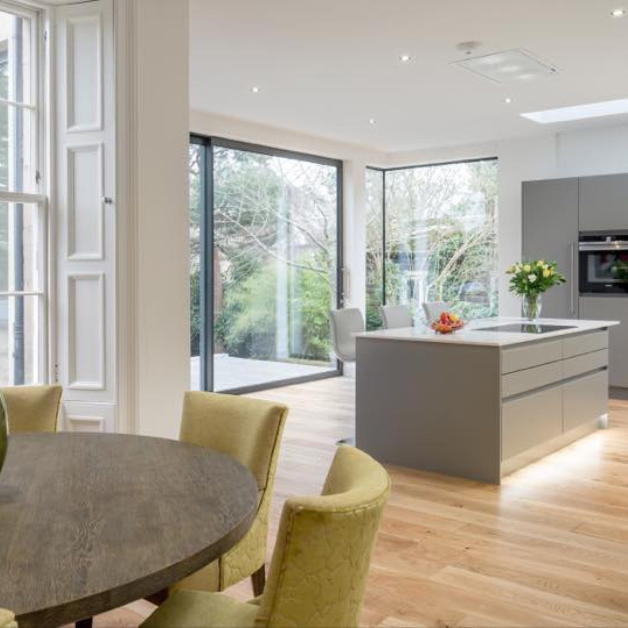 Brushed Alaska Oak Engineered Wood Flooring – Brushed & Lacquered – 190mm Wide