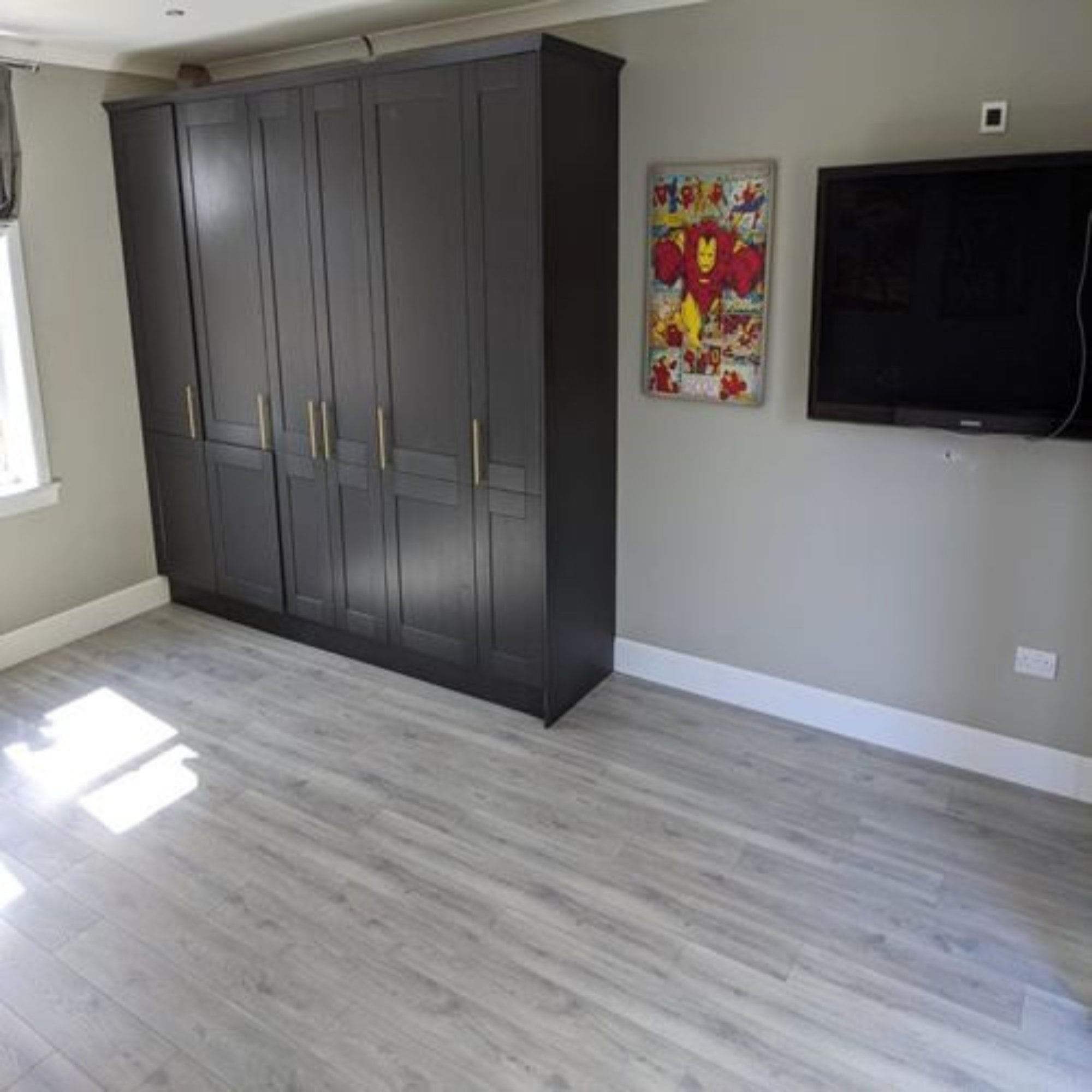 Pearl Oak Laminate Flooring – 193mm Wide – 14mm Thick – AC5 Rated