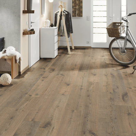 Granada Oak Laminate Flooring – K664 – 245mm Wide – 12mm Thick