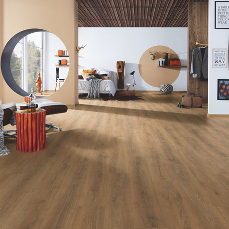 Kingston Oak Laminate Flooring – K648 – 195mm Wide – 12mm Thick