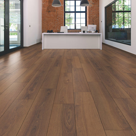 Aquin Oak Laminate Flooring – K650 – 195mm Wide – 12mm Thick