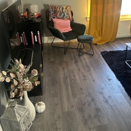 Spectre Grey Oak SPC Waterproof Vinyl Flooring – 180mm Wide – 6mm Thick