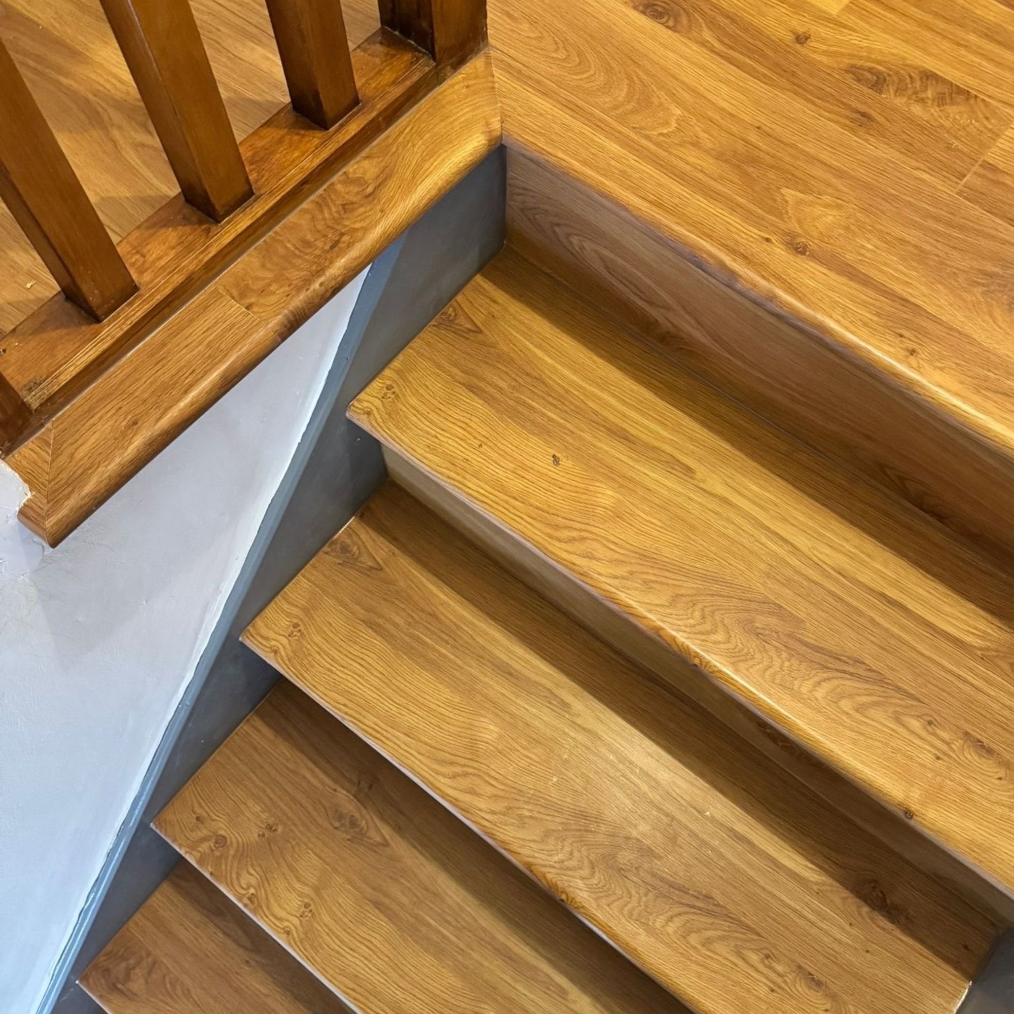 Bronx Natural Oak Laminate Stair & Riser Set – 13 Steps