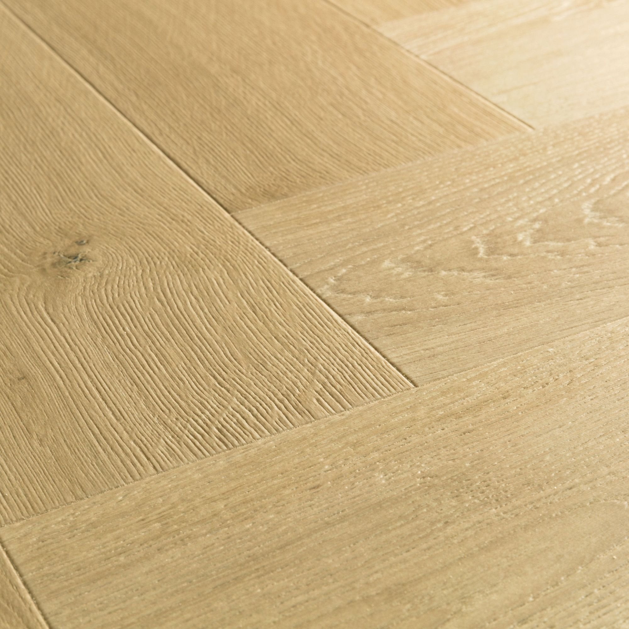 Cardamon Oak Laminate Flooring - IMD8242 - 131mm wide - 8mm thick