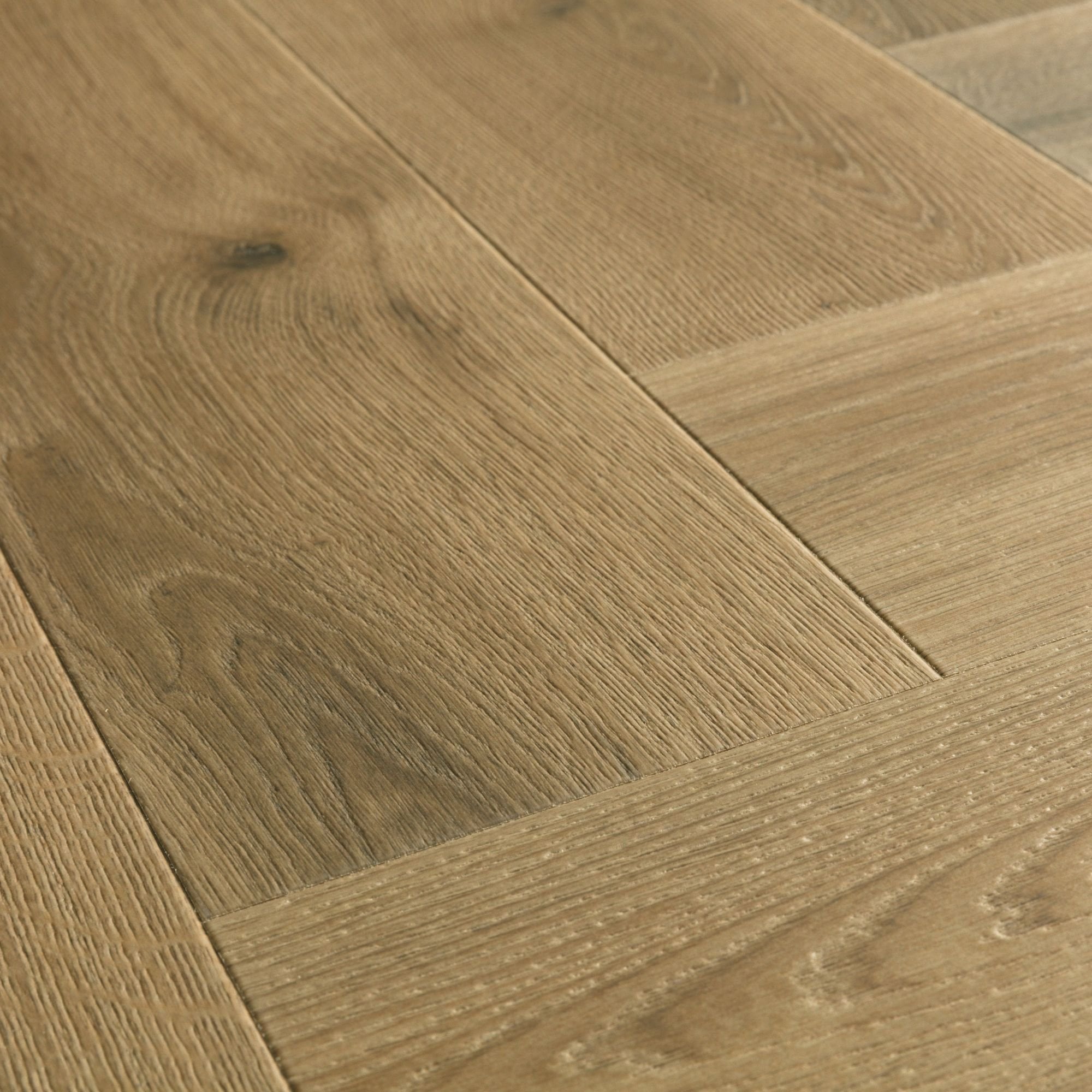Charred Oak Laminate Flooring - IMD8245 - 131mm wide - 8mm thick