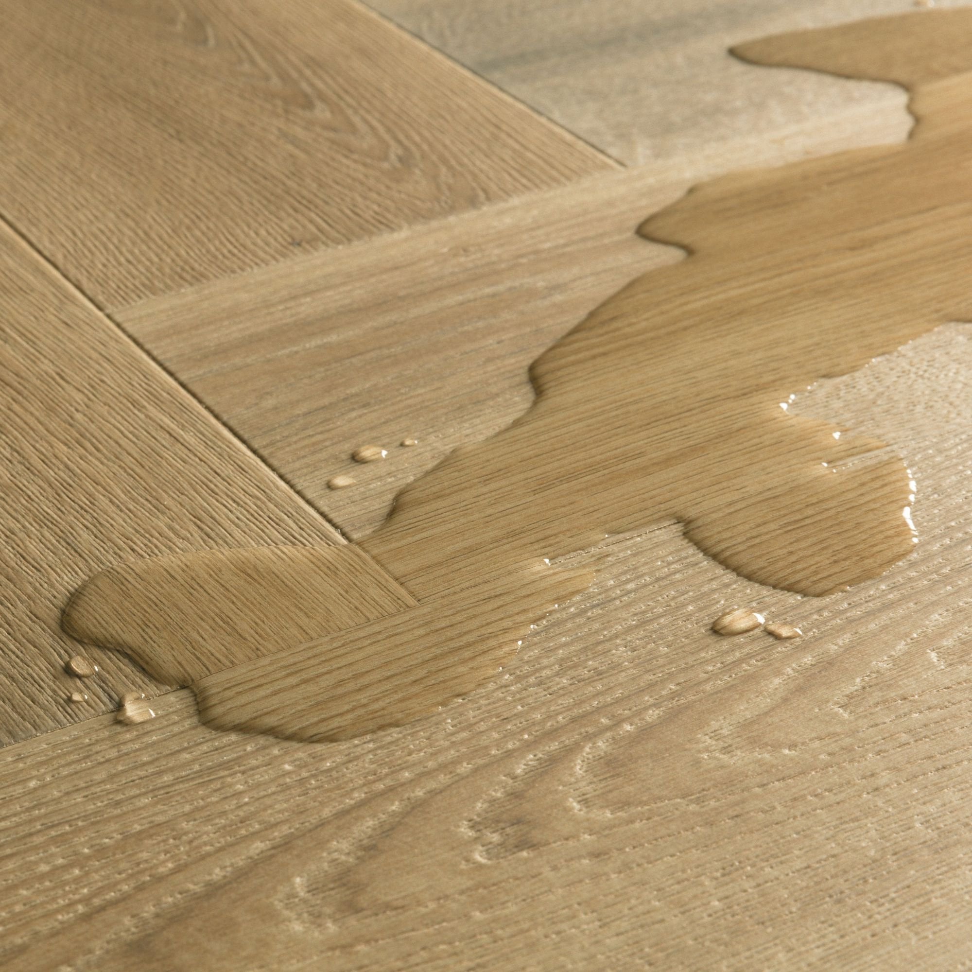 Charred Oak Laminate Flooring - IMD8245 - 131mm wide - 8mm thick