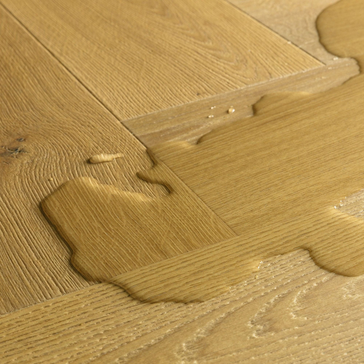 Cumin Oak Laminate Flooring - IMD8247 - 131mm wide - 8mm thick