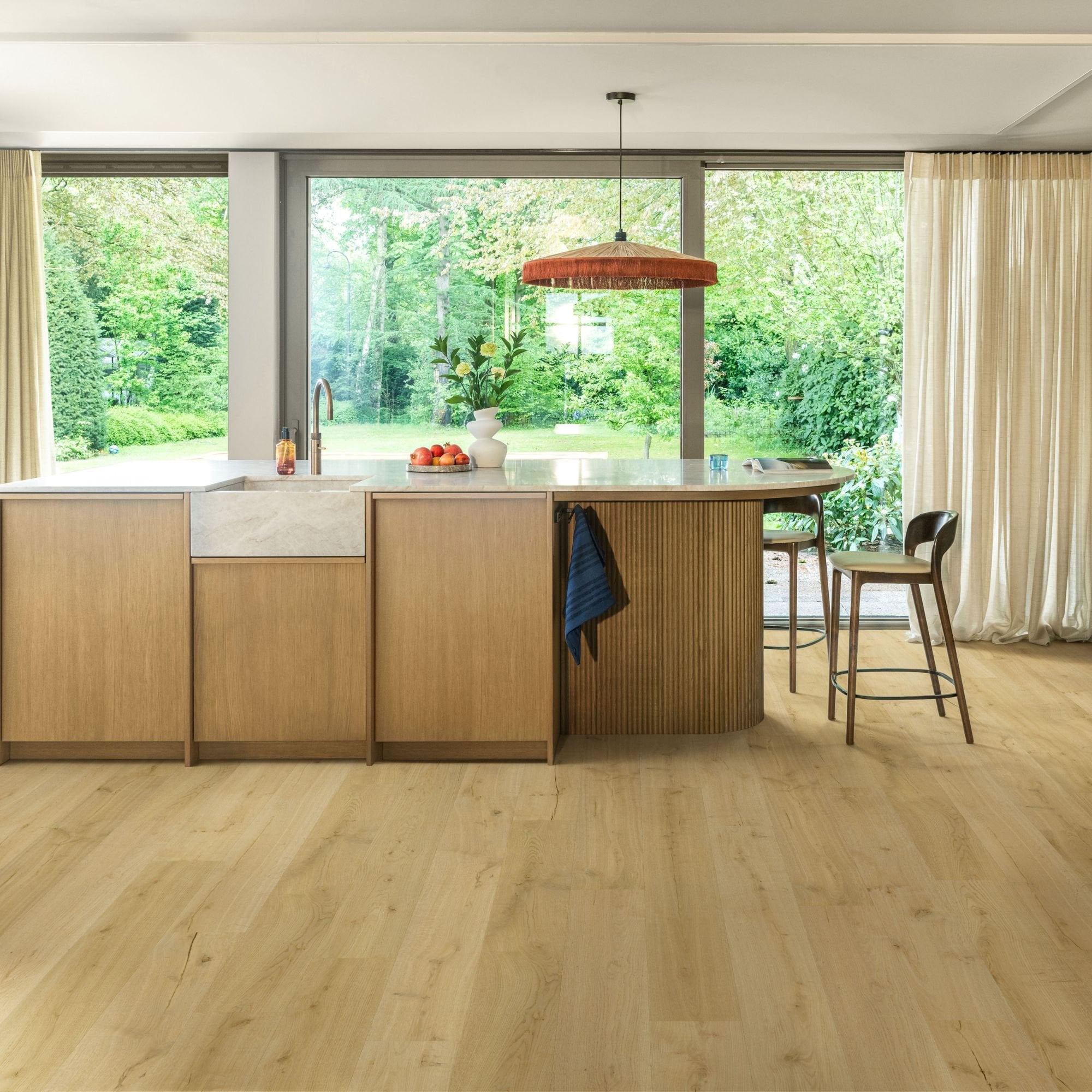 Almond Oak Laminate Flooring – IMU8255 – 190mm Wide – 12mm Thick