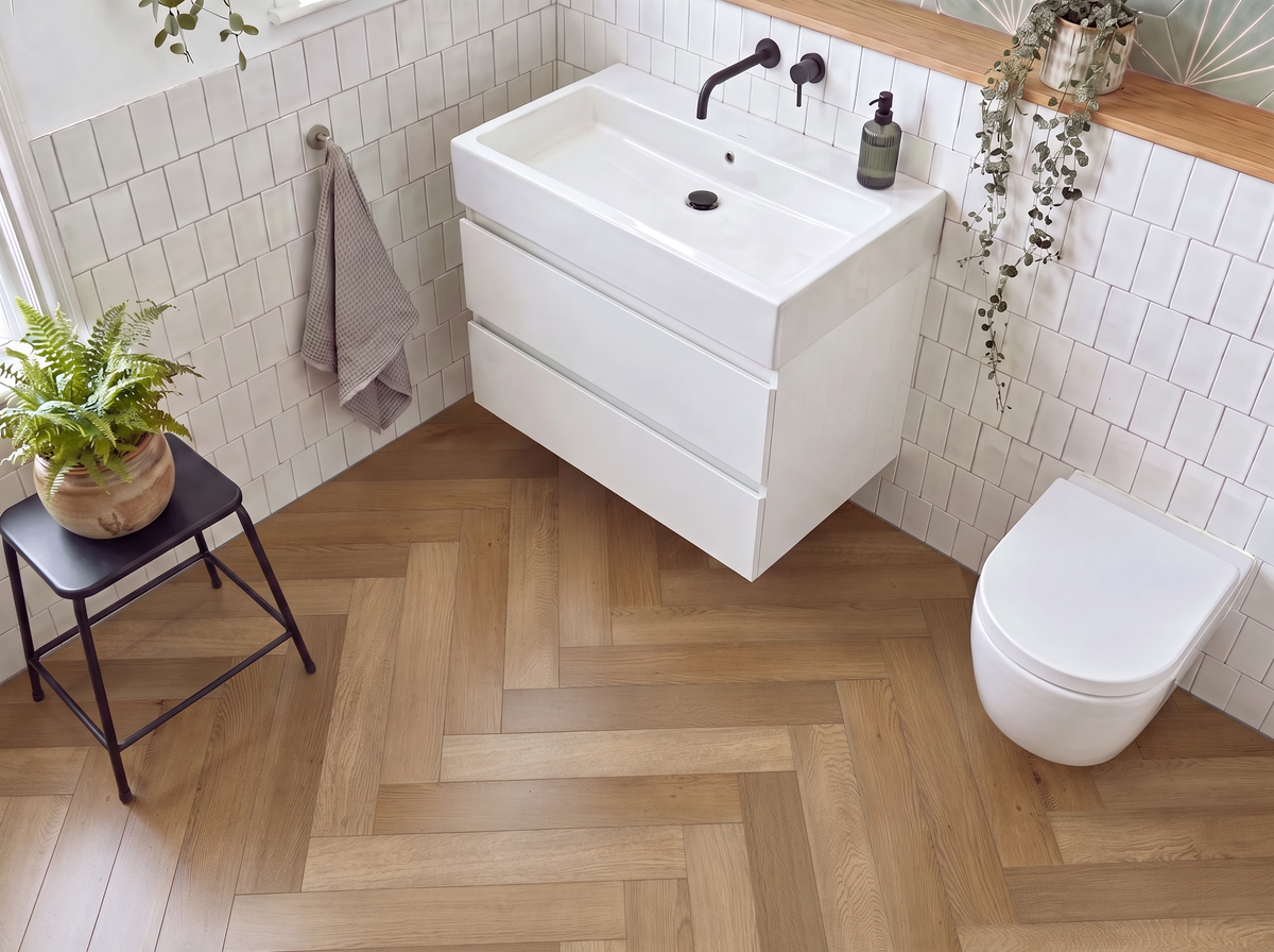 Elliot Natural Oak SPC Waterproof Vinyl Parquet Herringbone Flooring – 6mm Thick