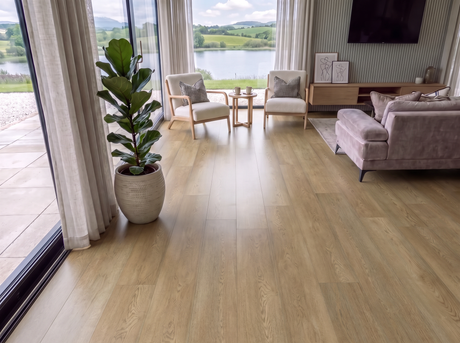 Fraser Natural Oak SPC Waterproof Vinyl Flooring – 6mm Thick