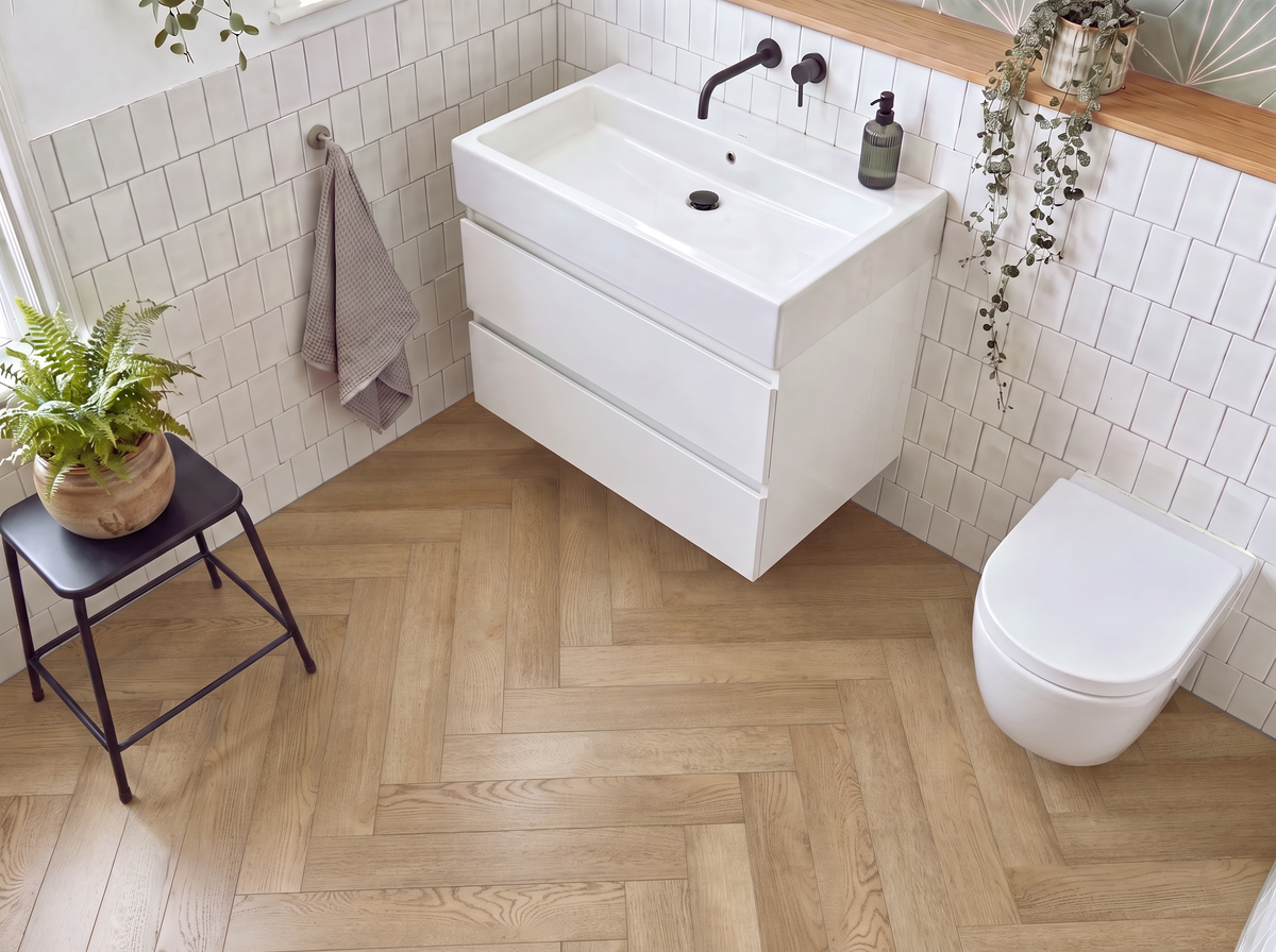 Fraser Natural Oak SPC Waterproof Vinyl Parquet Herringbone Flooring – 6mm Thick