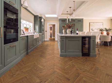Holborn Park Laminate Herringbone Parquet Flooring – 12mm Thick – AC4 Rated
