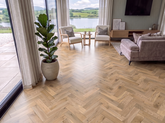 Lucerne Oak Herringbone Parquet Engineered Wood Flooring – Brushed & Oiled – 90mm Wide – 18mm Thick