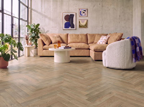 Richmond Oak Laminate Herringbone Parquet Flooring – 14mm Thick - AC4 Rated – Underlay Attached (2mm)