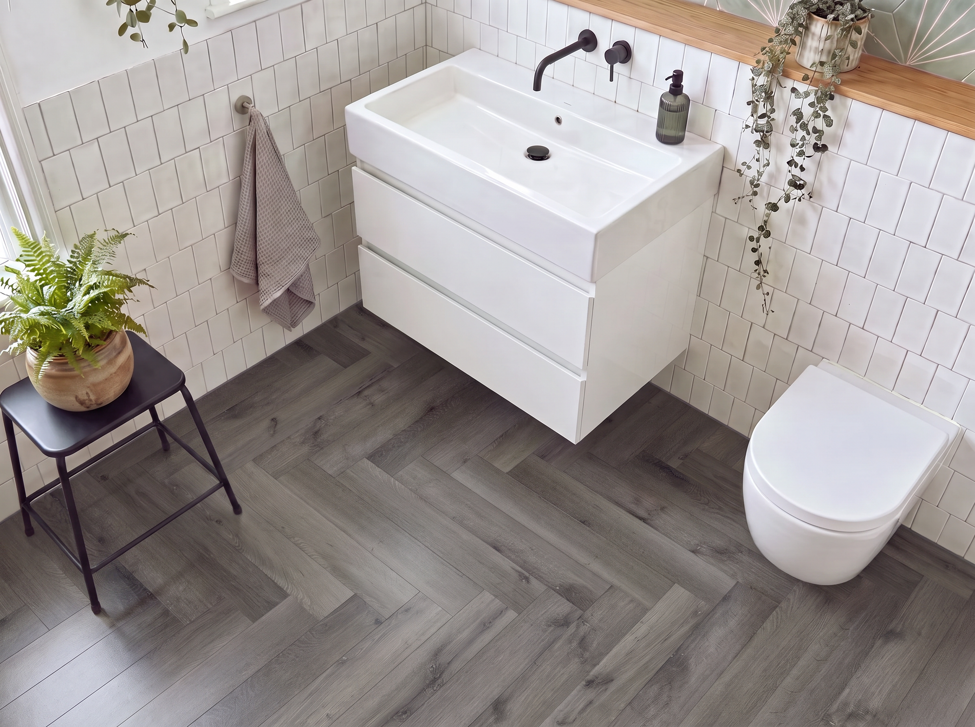 Spectre Grey Oak SPC Waterproof Vinyl Parquet Herringbone Flooring – 6mm Thick
